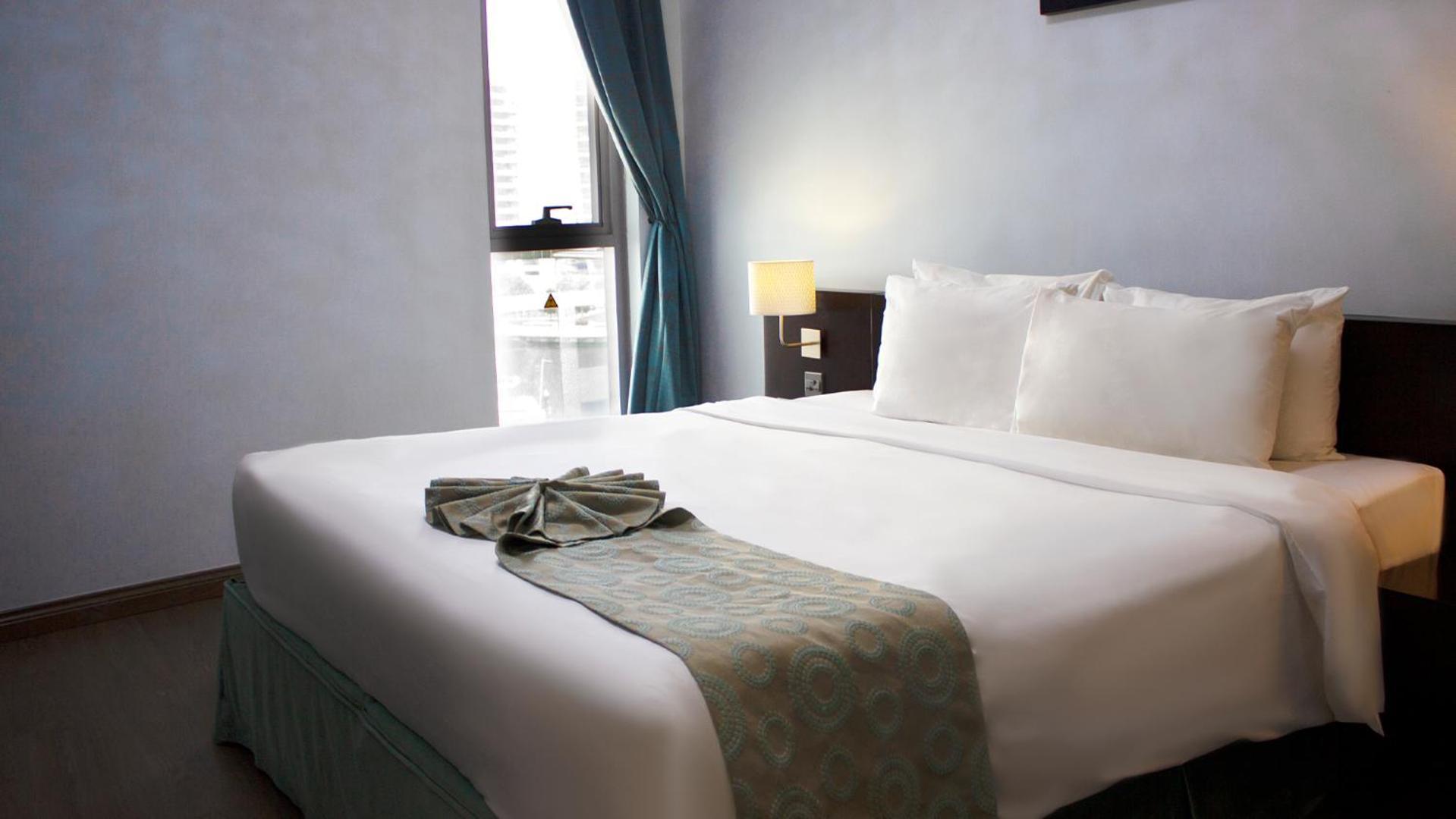 Signature And 4* Dubai